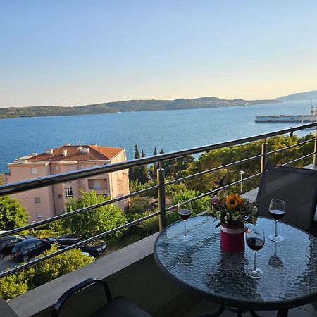 Apartmani Dodo Trogir Extérieur photo